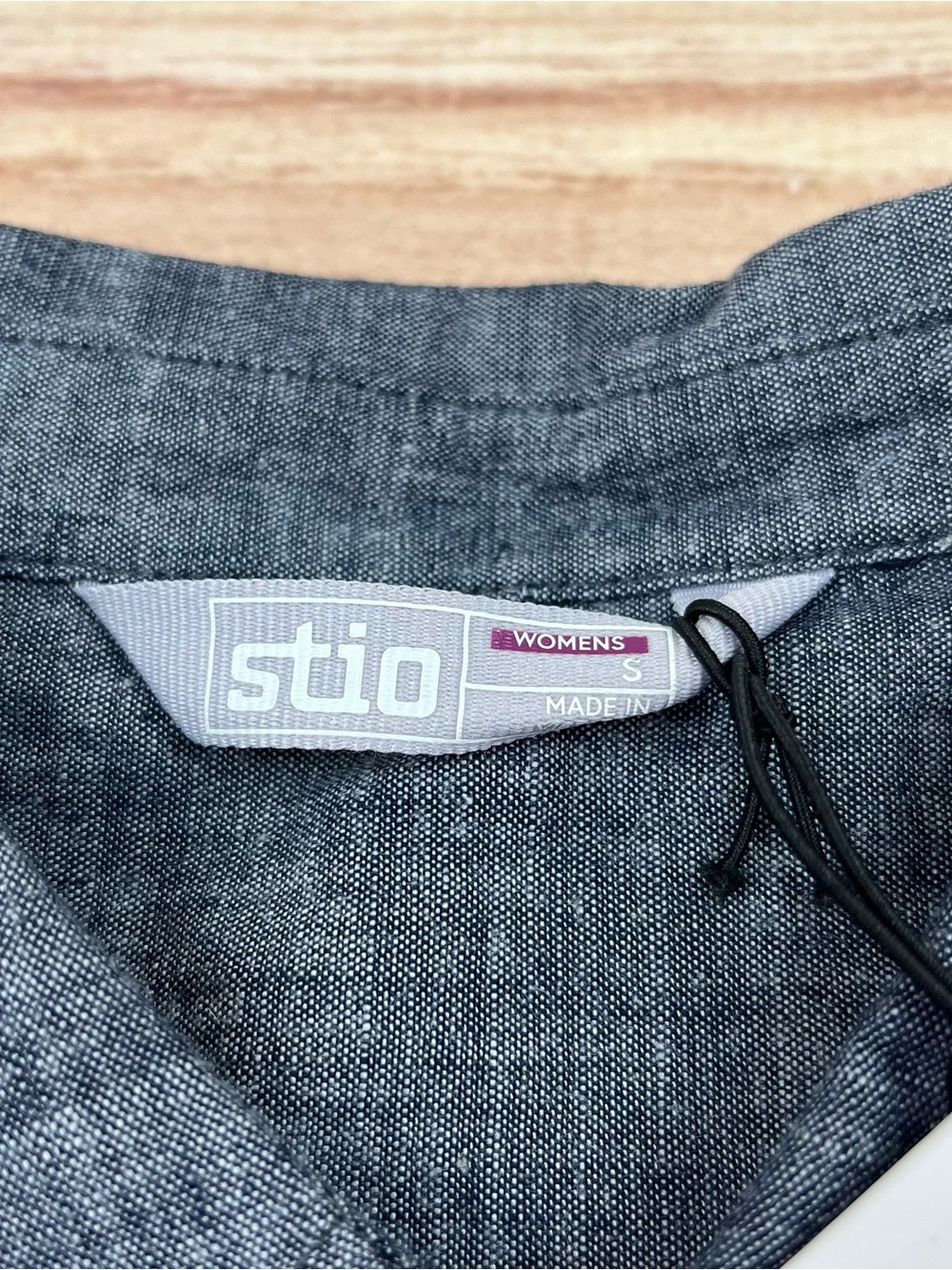 NWT Stio Shirt Womens Sm Blue Ashton Chambray Organic Cotton Snap Front Outdoor - Picture 5 of 12